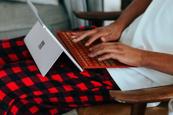 Les meilleurs tutoriels pour configurer vos appareils en voyage